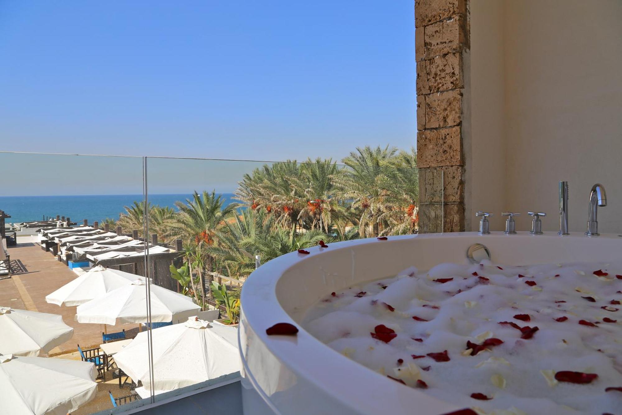 Pangea Beach Resort Jieh Rum bild